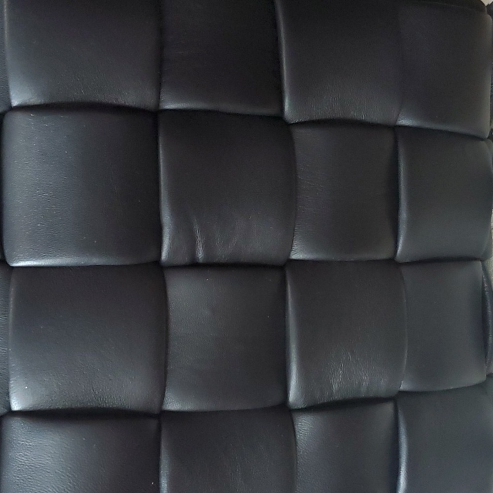 Falor Woven Leather Bucket Bag - Picture 3 of 13